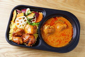 チキンカレー　野菜カレー