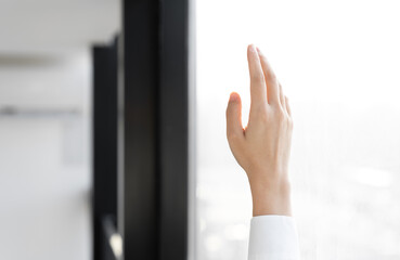 Raise your hand in the room