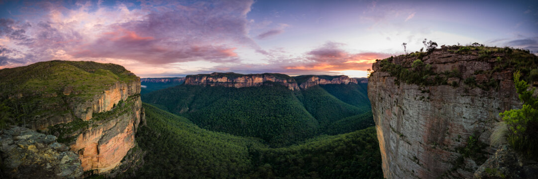 Panorama of sunset at Walls Lookout near Mt Wilson in the Blue Mountains National Park