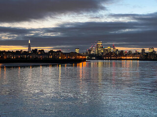Fototapeta na wymiar Night time on the Thames.