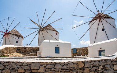 Alte Windmühlen Kato Mili    Die malerische  Hauptstadt Chora bekannt als Mykonos-Stadt auf der...