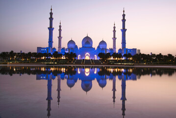 Naklejka premium ABU DHABI GRAND MOSQUE