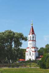 Fototapeta na wymiar Classic Russian landscape. View of the church.