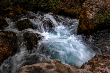 Obraz premium The sources Sorgue river in Provence region, France