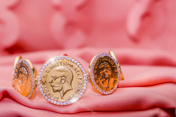 Naklejka premium Beautiful jewelry in the studio - jewelry photography