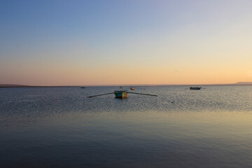 Obraz premium Fishing Boat The Magic Lake in Fayoum - Egypt