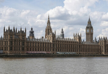 Fototapeta na wymiar The Palace of Westminster, also known as the Houses of Parliament, in London, UK. 