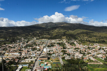 Fototapeta na wymiar Guano, Ecuador - Vista lejana