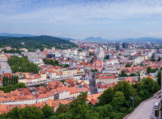 Obraz premium Panoramic view of Ljubljana from the top of the Clock Tower