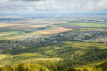 Fototapeta na wymiar Belokurikha. The view of the city from the mountains Church