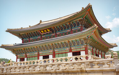 Fototapeta premium Colorful traditional wood Korean architecture temple kings throne room building main hall at Gyeongbokgung Palace in Seoul South Korea