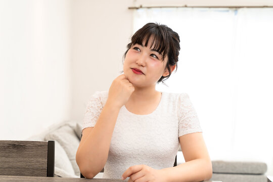 「にんまり」の写真素材 | 99件の無料イラスト画像 | Adobe Stock