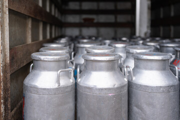Naklejka premium Metal and sterile containers for dairy products