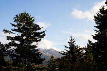 火山の山頂　十勝岳
