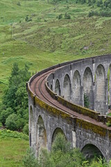 Obraz premium Hogwarts Express (Jacobite Steam Train) Eisenbahn-Viadukt Glenfinnan Viaduct Harry Potter Brücke, Glennfinnan, Highlands, Schottland