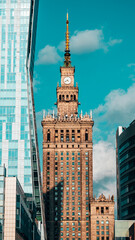 palac kultury miasto budynki niebieski zegar