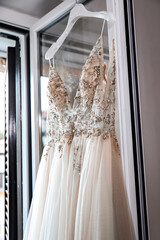 Vestito elegante con diamanti Cenerentola