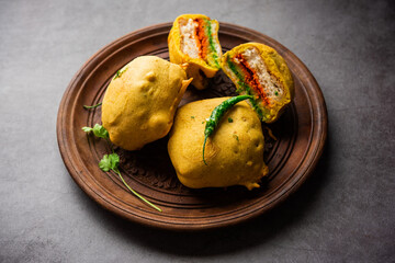 Ulta Vada Pav is made with a spicy potato stuffed bun, called pav inside vada, inside out wada pao
