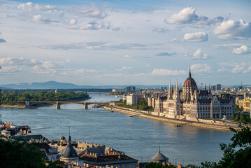 Fototapeta na wymiar Summer sunset view of Budapest and the Parliament Building