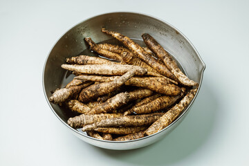 Codonopsis lanceolata in a bowl