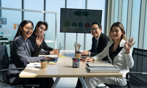 online meeting concept, asian business people