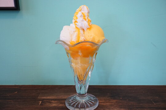 Mango Fruits Parfait or Sundae- マンゴー フルーツ パフェ 