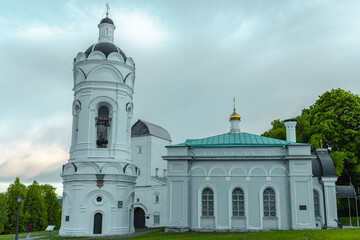Fototapeta na wymiar St. George the Victorious Church in Kolomenskoye