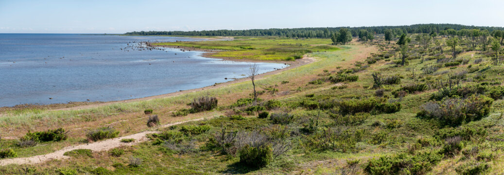 Shoreline or beach at Sandskar island Haparanda Archipelago National Park. Haparanda Sandskar is an island in Sweden's northernmost Archipelago.