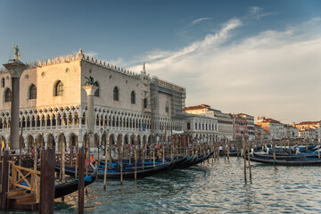 Wenecja, pałac Dożów, most Rialto - obrazy, fototapety, plakaty