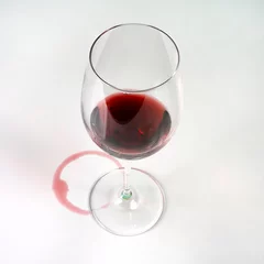 Fotobehang Red wine imprinting © Sergio Delle Vedove