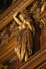 Détail du Palais Garnier, l’Opéra National de Paris - obrazy, fototapety, plakaty