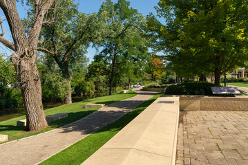 Footpath along the canal.