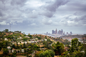 Fototapeta na wymiar cloudy day in the city of LA