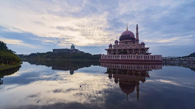 Time-lapse 4k UHD footage of Mosque and Prime Minister Office at Putrajaya during sunrise