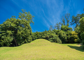 青空とキトラ古墳