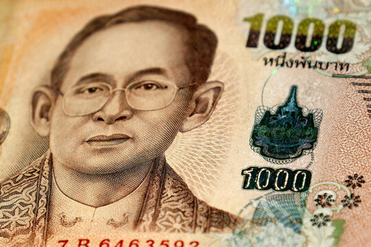 1000 php in baht