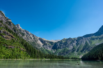 Fototapeta na wymiar HDR Shoreline view from Avalanche Lake in Glacier National Park, MT, USA. 