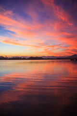 Obraz premium Fotografias autorais de paisagens da região da Praia do Rosa em Imbituba, Santa Catarina.