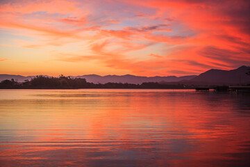 Naklejka premium Fotografias autorais de paisagens da região da Praia do Rosa em Imbituba, Santa Catarina.