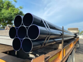 High quality galvanized steel pipe or stainless steel aluminum and chrome pipe in stock for delivery in warehouse.