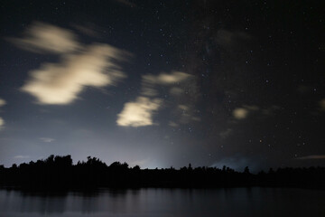 Naklejka premium 沖縄県宮古島 星空と湾