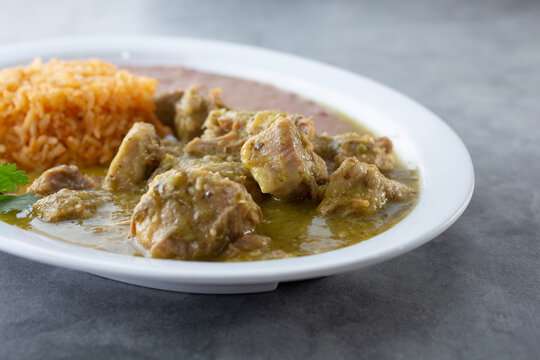 A view of a plate of pork chile verde.