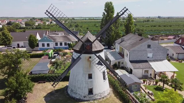 Windm&uuml;hle Podersdorf
