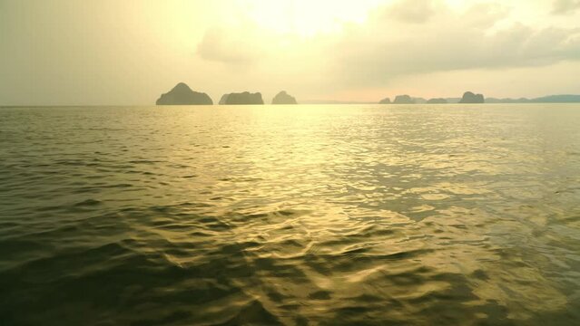 pov.on a ship in the middle of the sea The waves of the sea gradually became more intense.natural background.4k