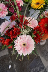  bouquet of roses in a vase