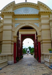 Gate of the Grand Palace, Phiman Chaisi