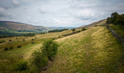 Fototapeta na wymiar Beautiful landscape and hills at Peak District National Park - travel photography