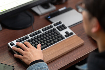 キーボード・男性