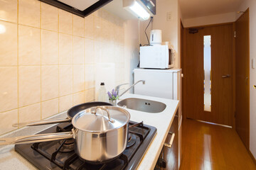 部屋のキッチン