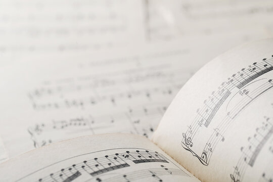 Page of music notes for piano and vocals